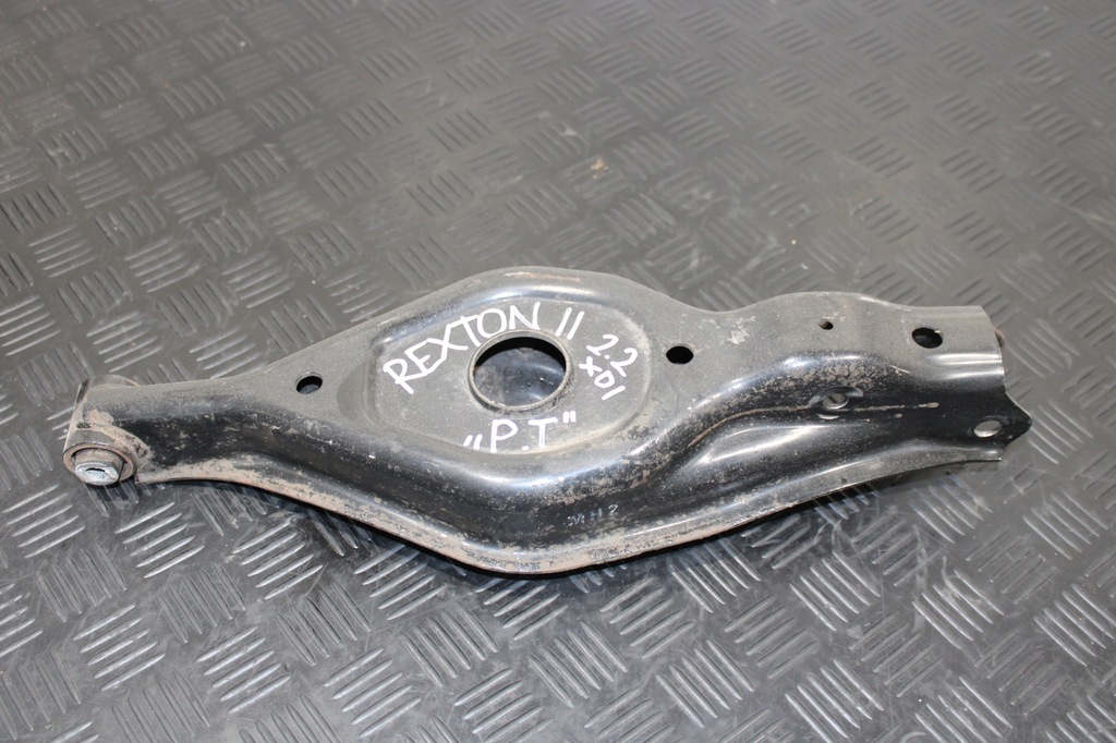 фото №1, Рычаг правый задняя ssangyong rexton 2 ii g4