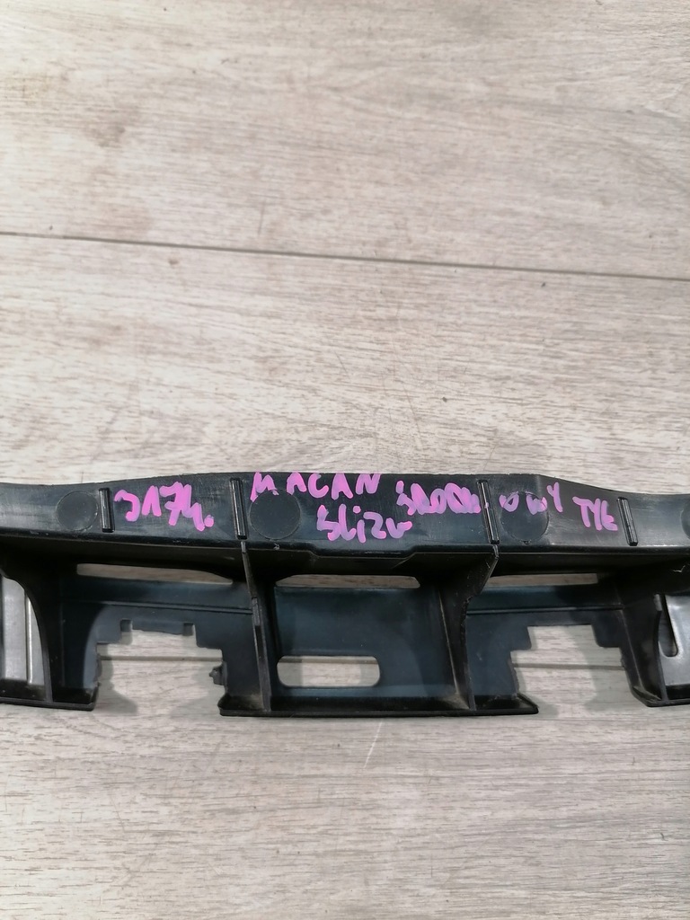 фото №9, Macan напрямна середній бампер задня 95b807863b