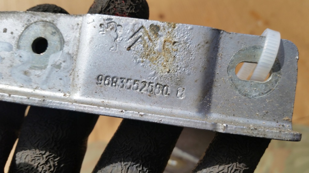 фото №4, Петли капот citroen c3 ii ds3 ezr 9683552580