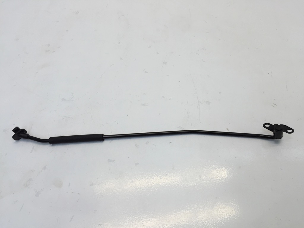 фото №1, Hyundai ioniq lift 2020 опора капот