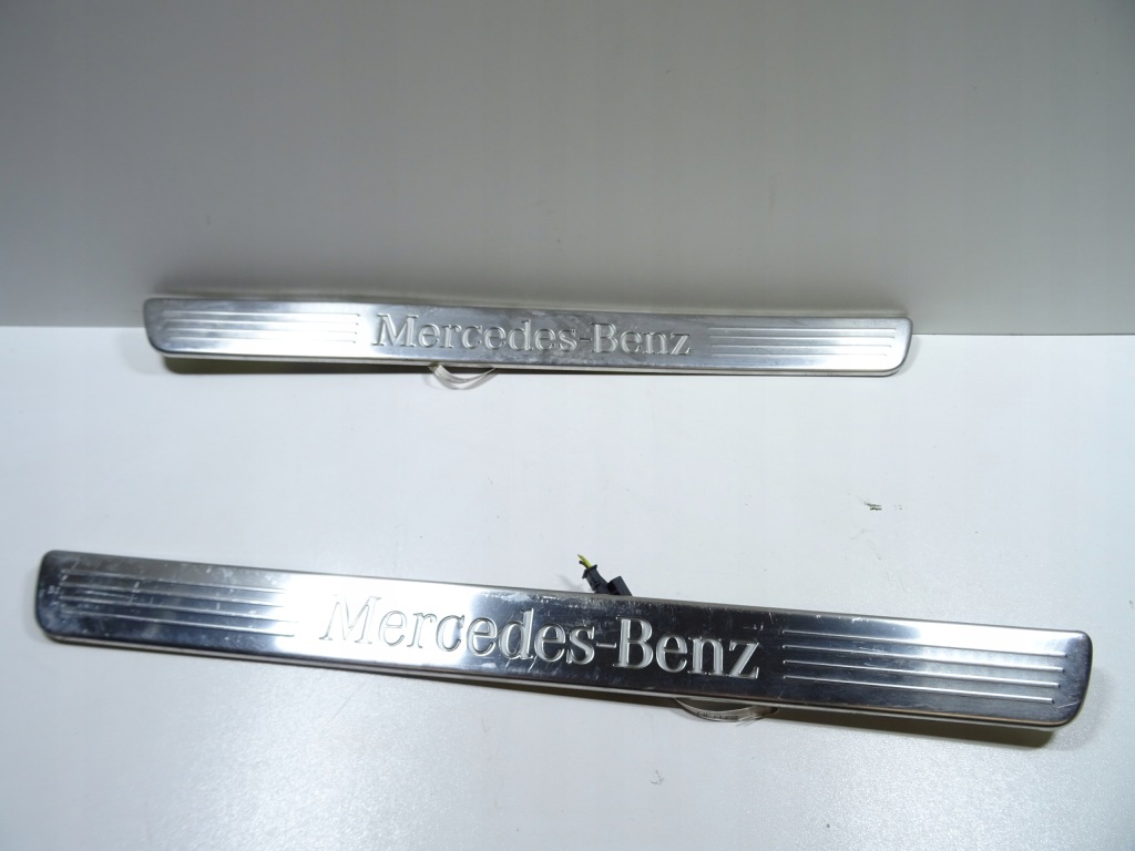 фото №1, Молдинг накладка порог mercedes w176 a1766805900 .