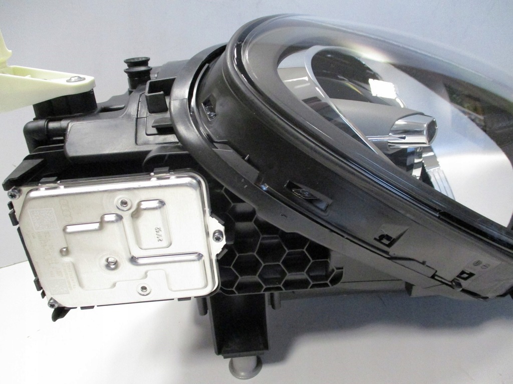 фото №7, Лампа лампи porsche cayenne 9y0 full led 9y0941033t 9y0941034t