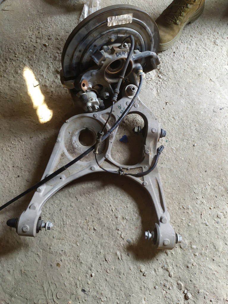 фото №4, Dodge durango поворотний кулак важіль задня