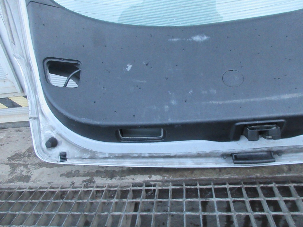 фото №9, Mazda 3 i bk hb 5d крышка багажника багажника задняя 22v