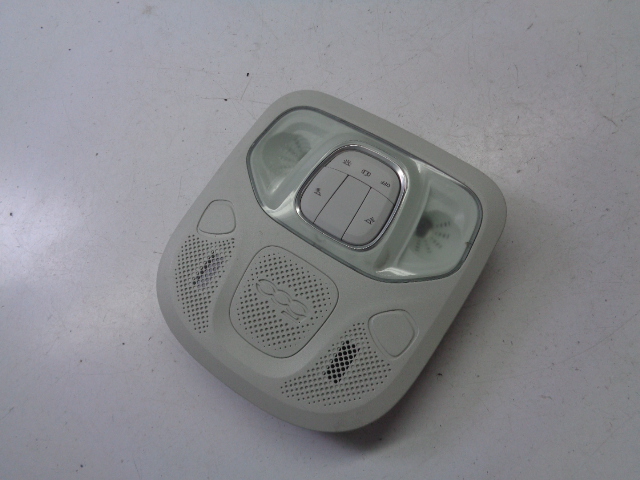 фото №1, Лампа стельовий fiat 500x 1.6 бензин механічна коробка передач 2015 rok