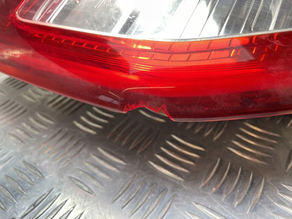 фото №9, Ford ranger лампа фара правая правый задняя db39-13405