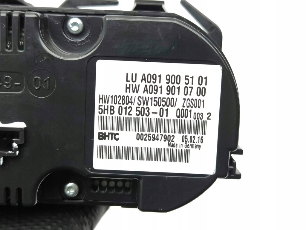 фото №11, Infiniti q30 2016 панель кондиционера