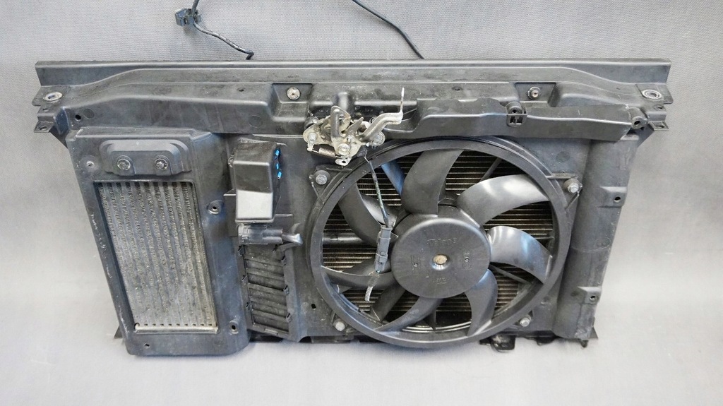 фото №1, Pas передний усилитель peugeot rcz 1.6 thp