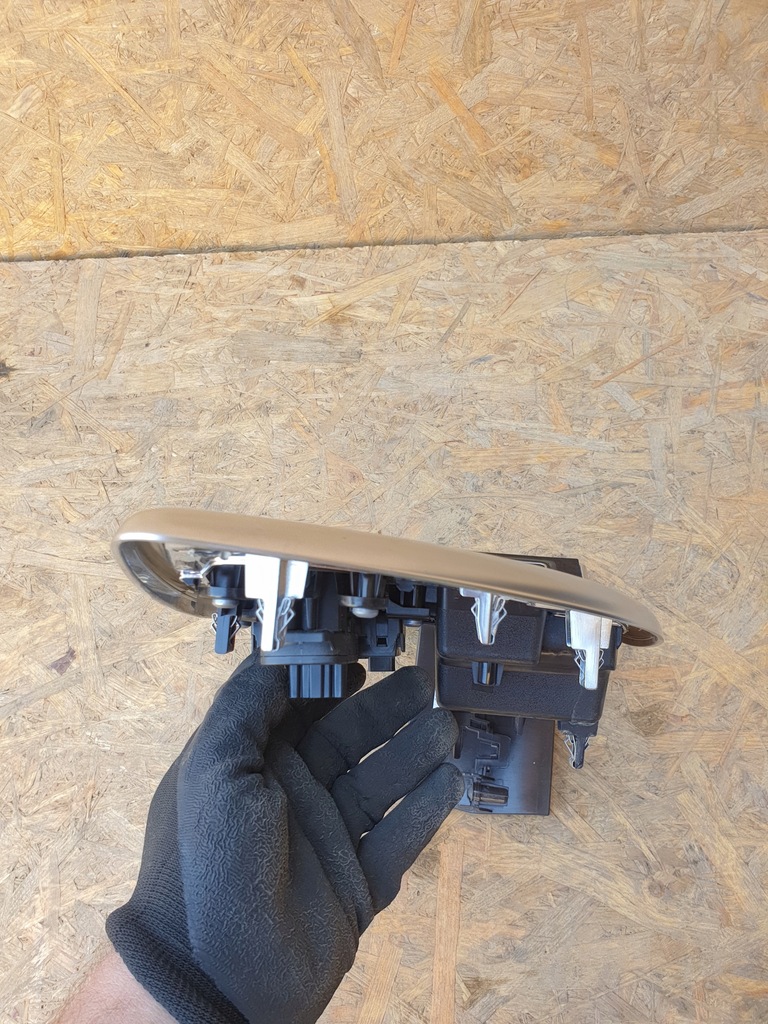 фото №11, Renault espace v панель туннель средний