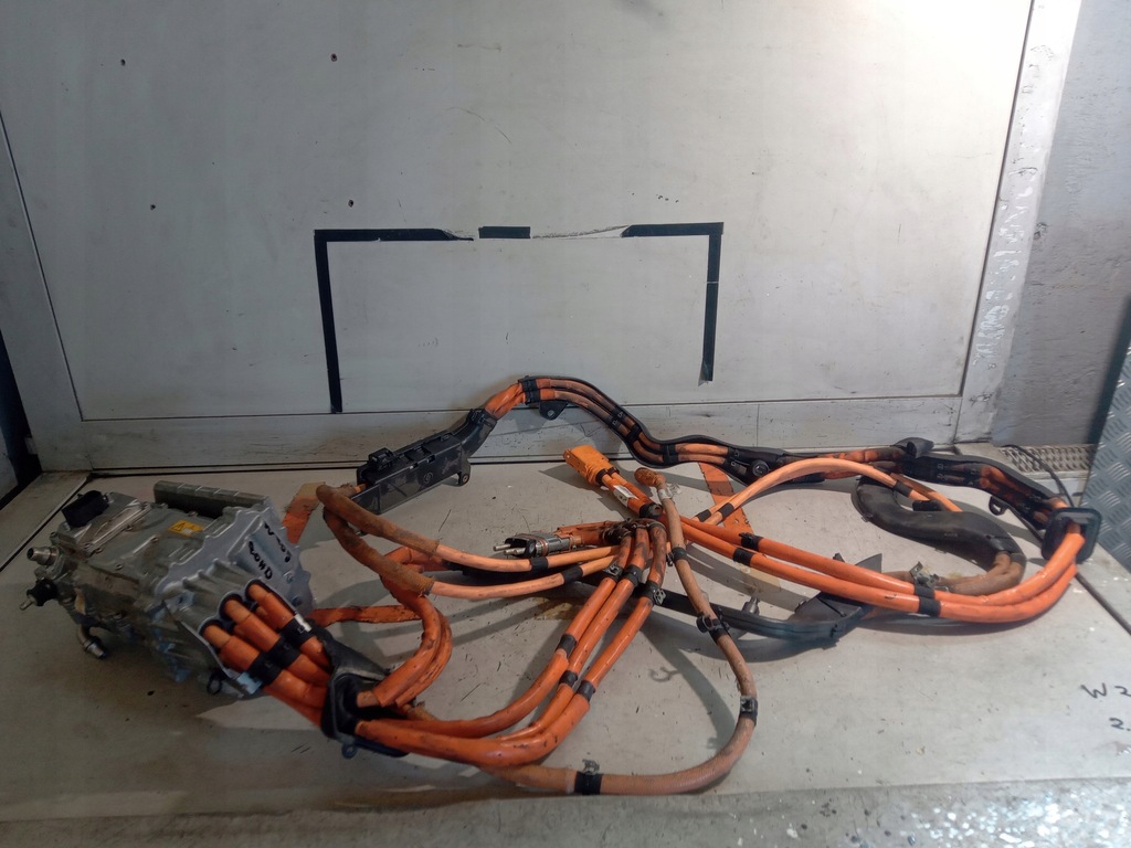 фото №1, Mercedes w205 інвертор перетворювач акумулятора hybrid