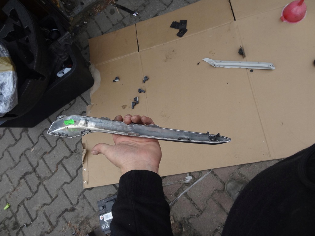 Молдинг решітка решітка права opel insignia b 39107903 ita Оригінал