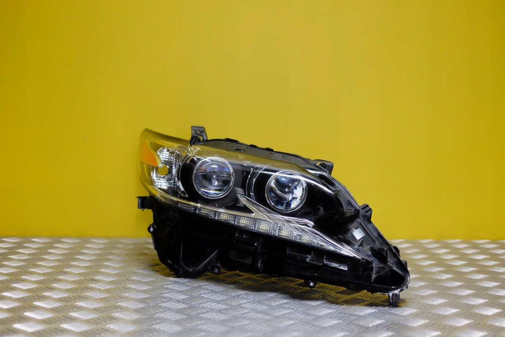 фото №1, Lexus es es350 es300h фара лампа led r eu