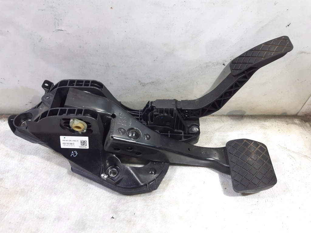 фото №1, Педаль газа тормоза audi a3 8v