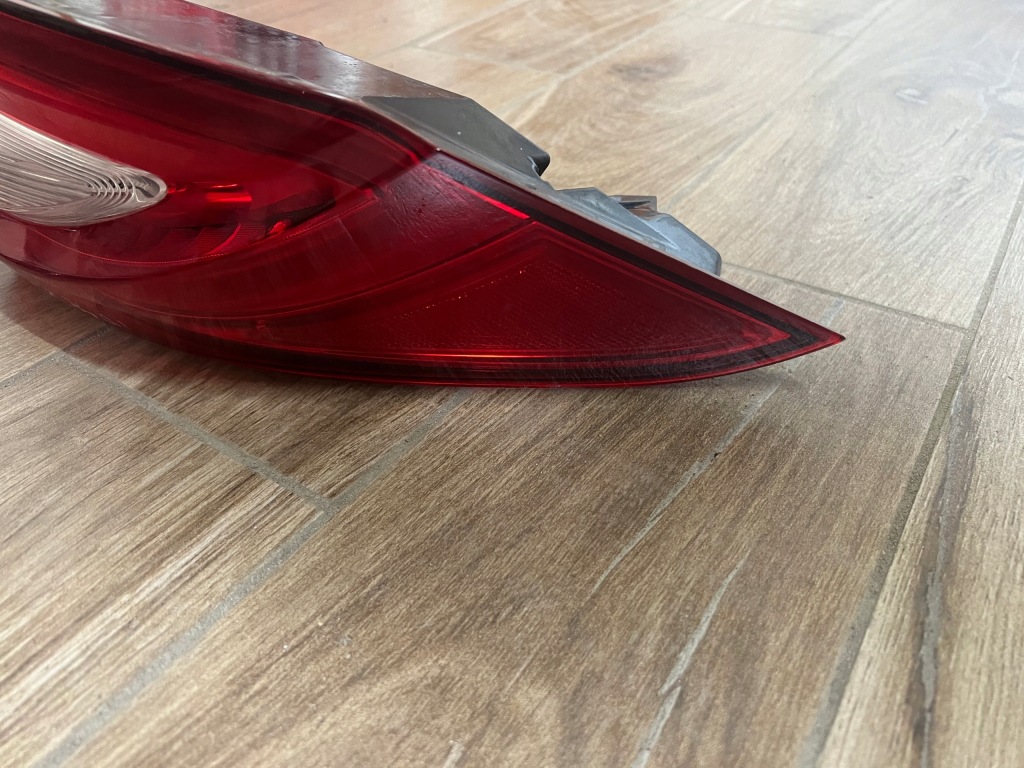 Maserati levante фара лівий задній ліва задня led європа в Україні