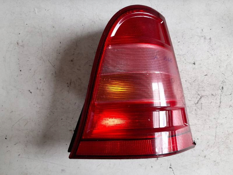 Купить Лампа правый задний  mercedes a168