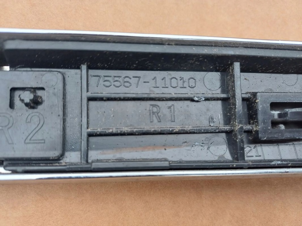 фото №7, Молдинг хромована кузов права lexus lc 500 lc500 18r