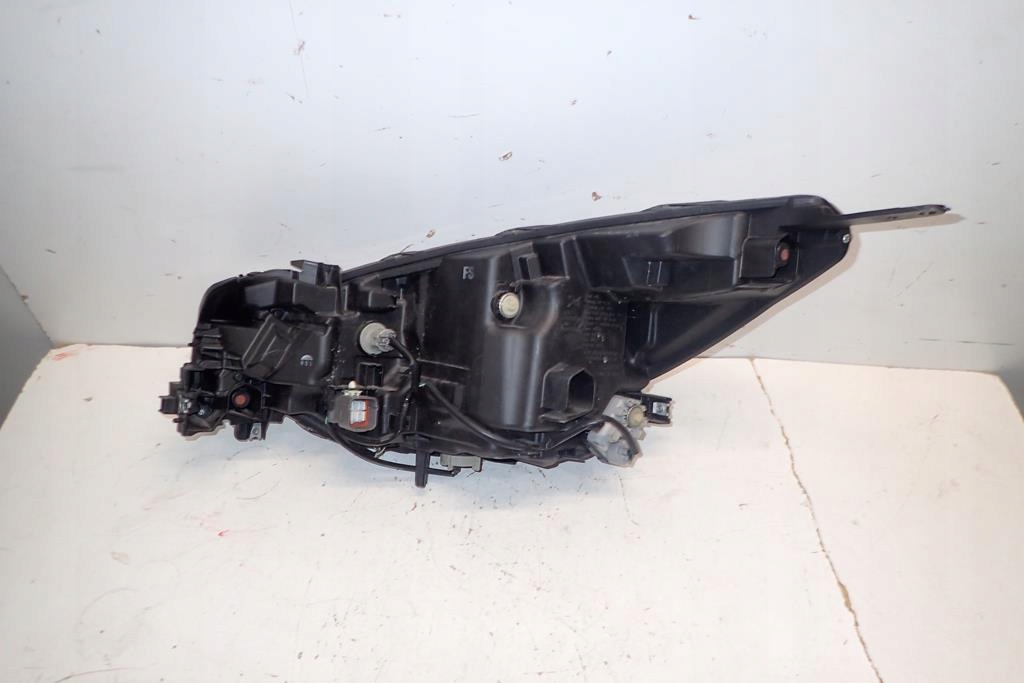 фото №5, Лампа перед права subaru outback legacy 19- full l