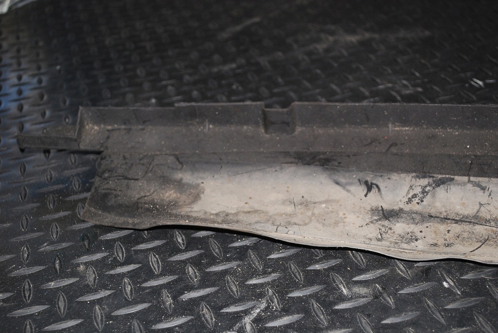 фото №5, Впуск воздуховод воздуха audi a8 d2 4.2 4d0121333