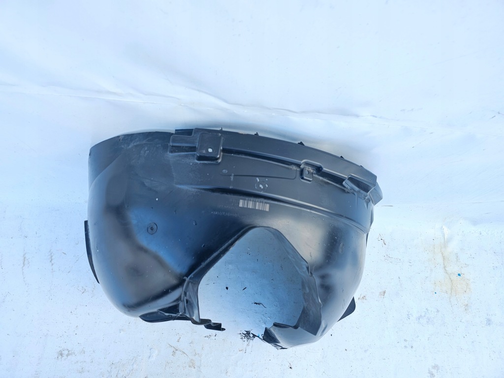 фото №16, Передние подкрылок правая сторона volvo xc60 ii