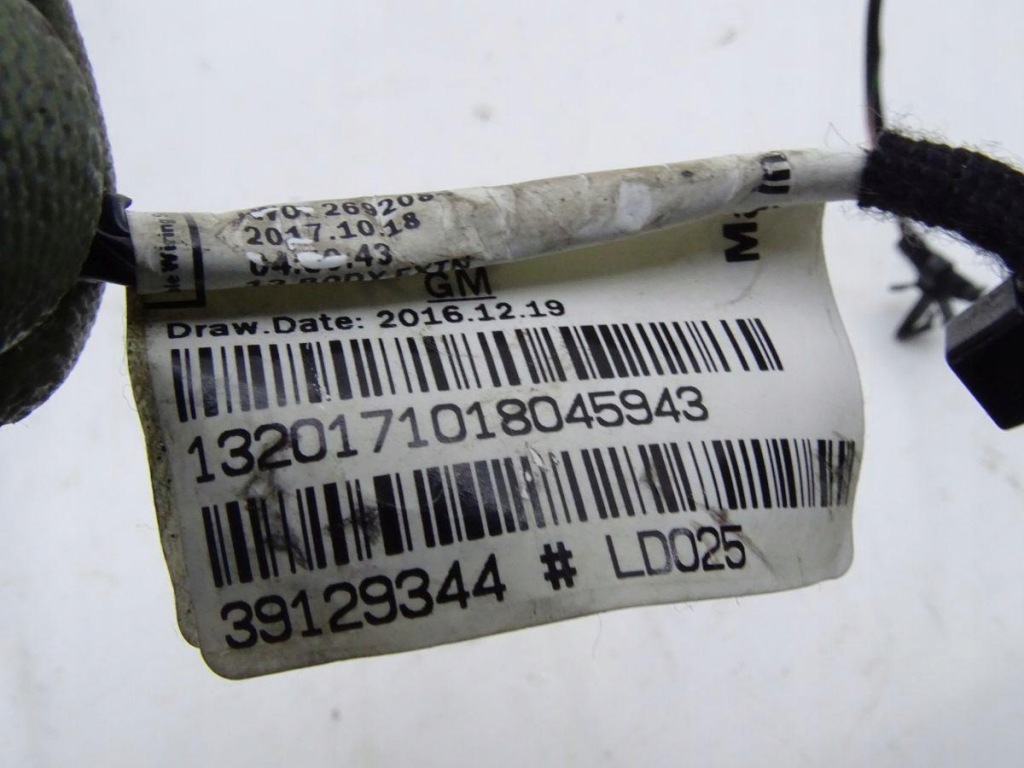 Opel astra k 15-19 1.6 cdti коробка предохранителей клемма аккумулятор Киев