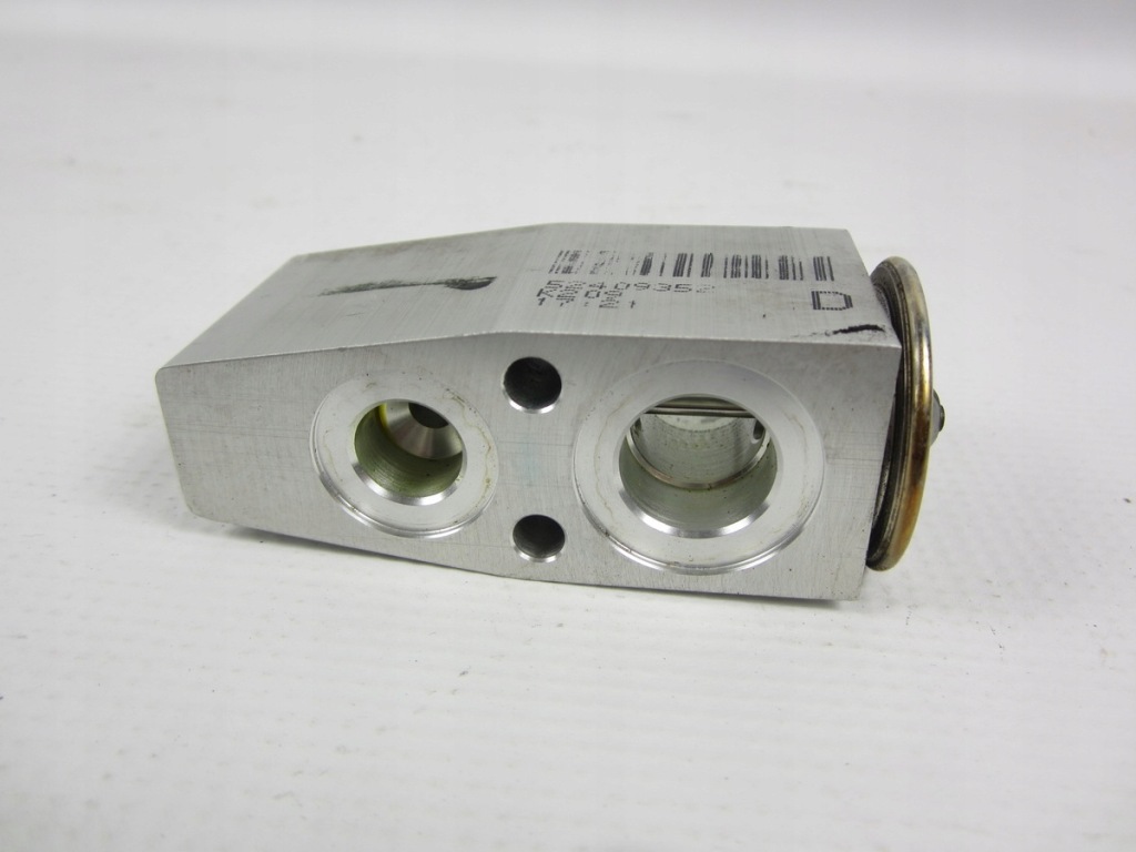 фото №1, Клапан расширительный corvette c6 52409352