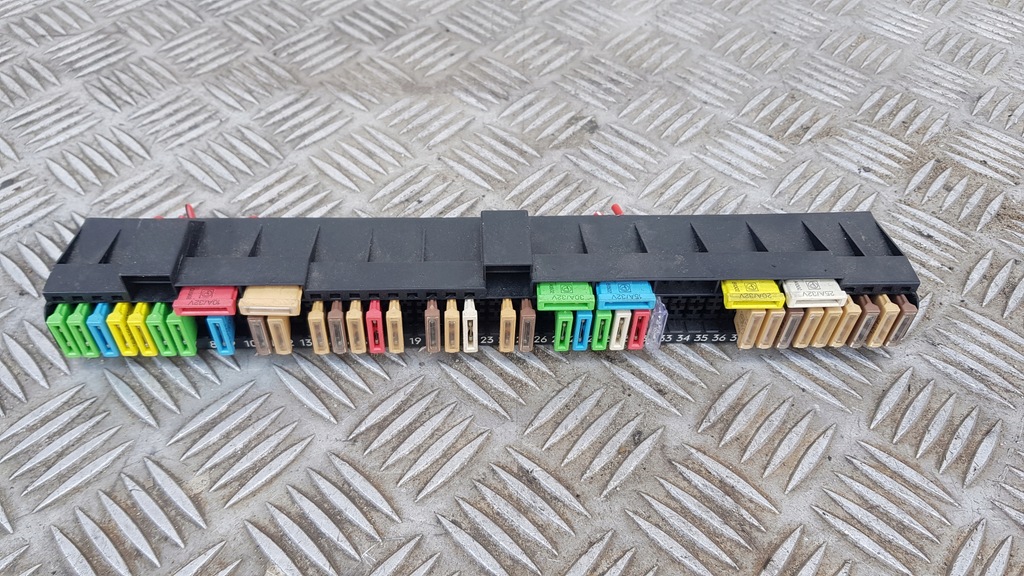 фото №2, Bmw e39 525d молдинг запобіжників