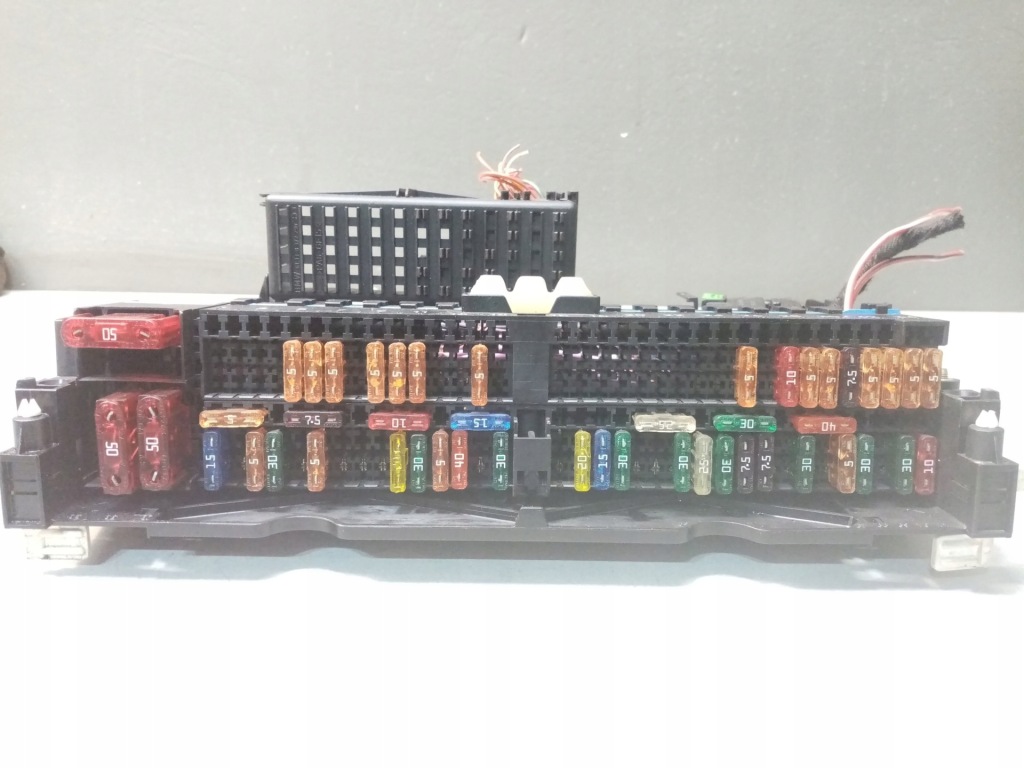 Коробка запобіжників bmw 3 e46 328 ci 8364540 Недорого