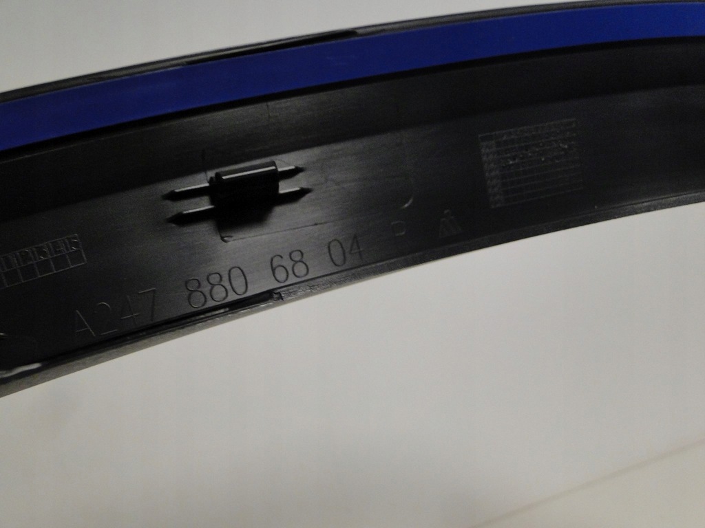 фото №9, Mercedes gla h247 247 молдинг amg na крила правий