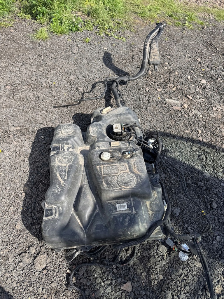 Купити Бак пального citroen jumpy 90554c18