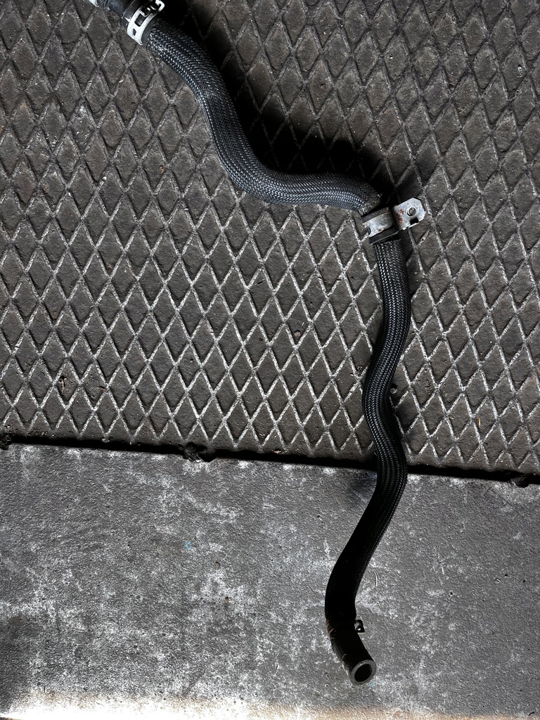 фото №4, 715 renault koleos ii 2.0 dci шланг wąż трубка труба wody