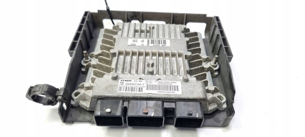 фото №1, Бортовой компьютер hw9647568180 peugeot 1007