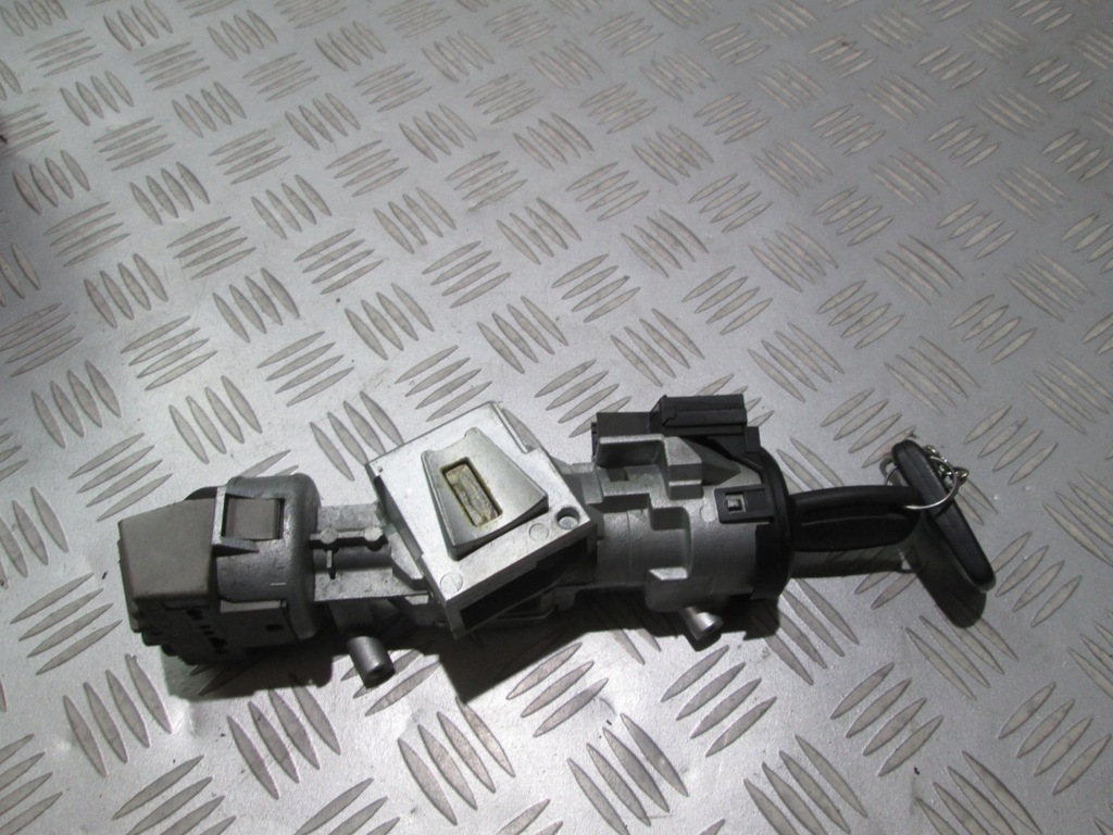 фото №1, Замок зажигания ключ pilot ford focus mk2 3m513f880ac