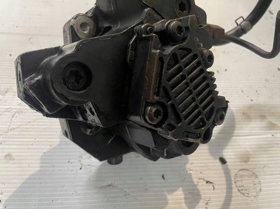 Насос впрыскная renault master ii mascott 3.0 zd3 Оригинал