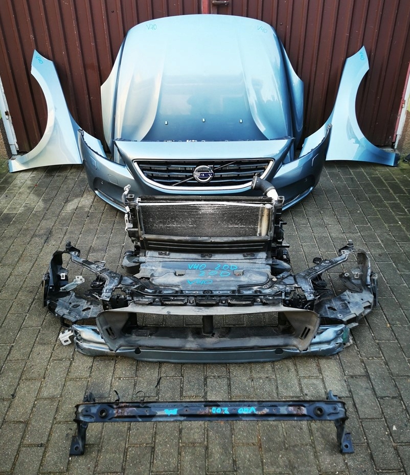 Volvo v40 ii 12-16 бампер перед 6xpdc led drl ксенон kompletny демонтаж Недорого