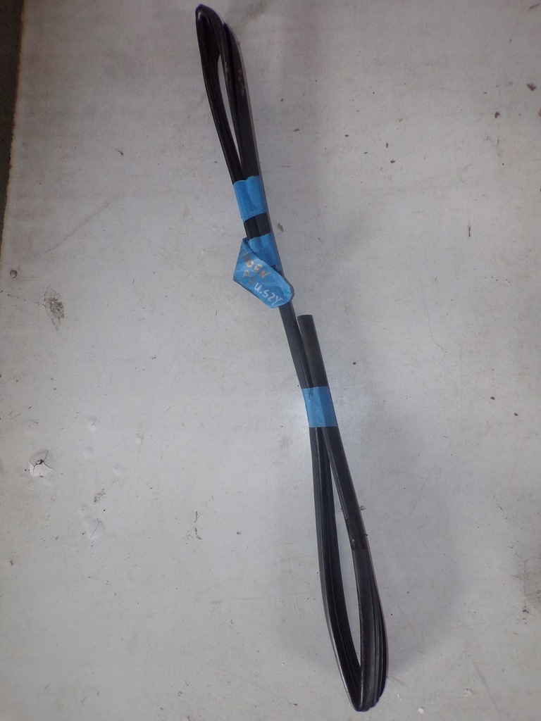 фото №1, Прокладка скло правий перед citroen c2