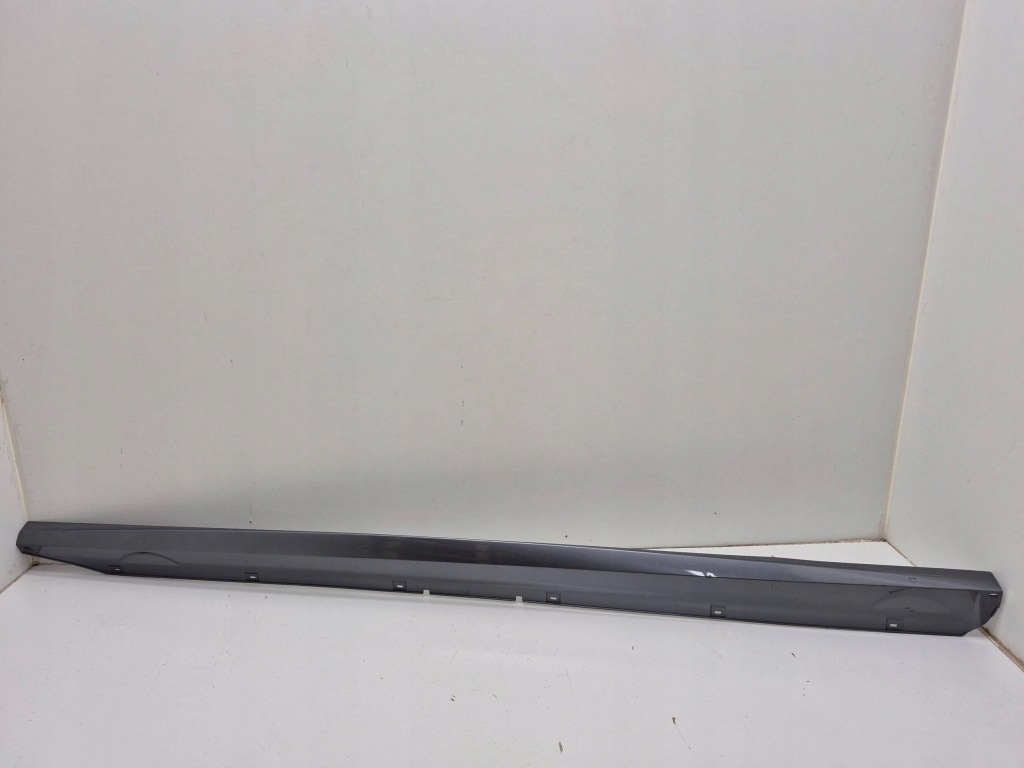 фото №1, Vw passat b8 usa r-line молдинг порог правая