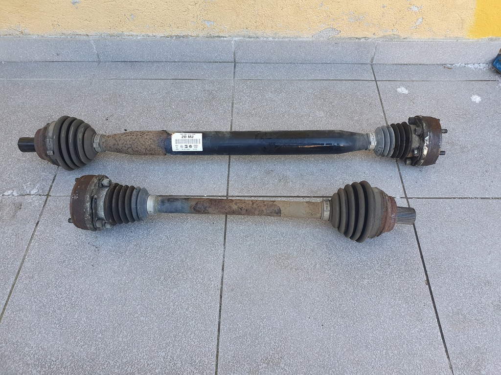 фото №1, Приводной вал правая длинная vw golf v plus 03-10 1.4 16v