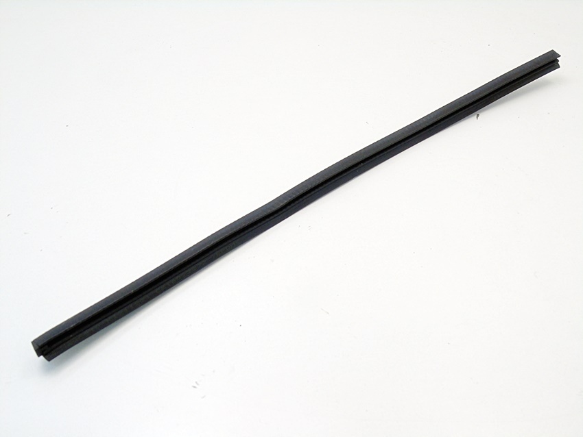 фото №4, Направляющая стекло дверь левый задняя citroen c3 i 2004 2002-2007