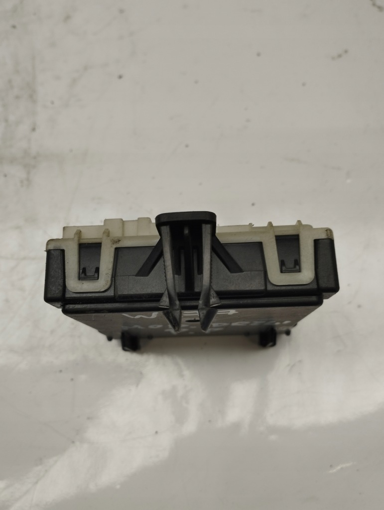 фото №7, Mercedes w177 amg a35 модуль блок управления дверь правый перед a1779001604