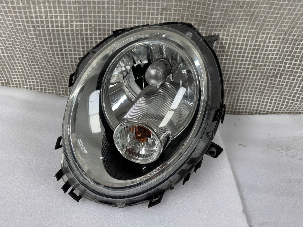 Купити Mini cooper r56 рестайлінг  10- ліва лампа передня