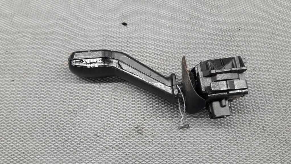 Купить 8352172 переключатель поворотники bmw e38