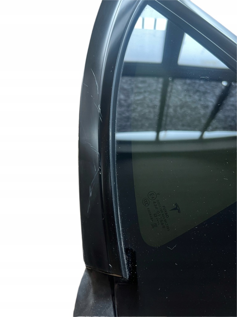 фото №12, Скло бічна правий задня tesla model y