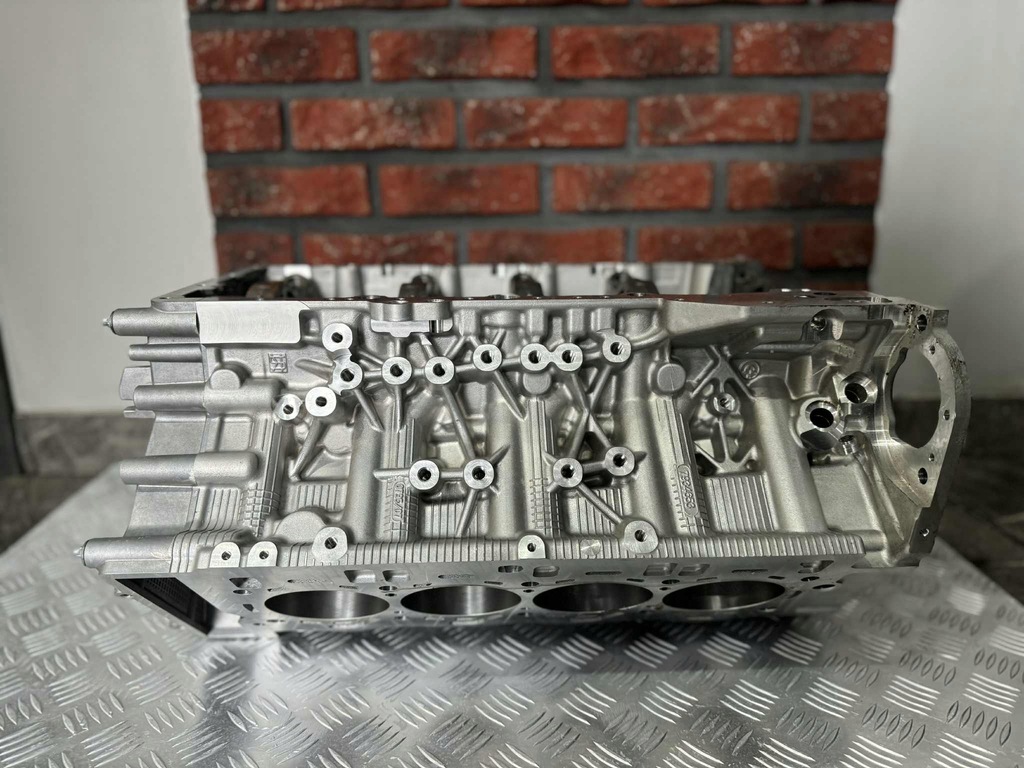 фото №11, Bmw g05 g07 g11 g12 g30 блок двигуна n63b44c новий оригінальний