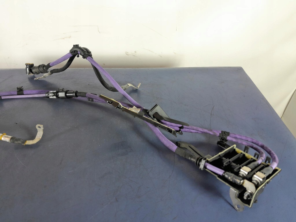 фото №2, Bmw 5 g30 hyb провода преобразователя напряжения