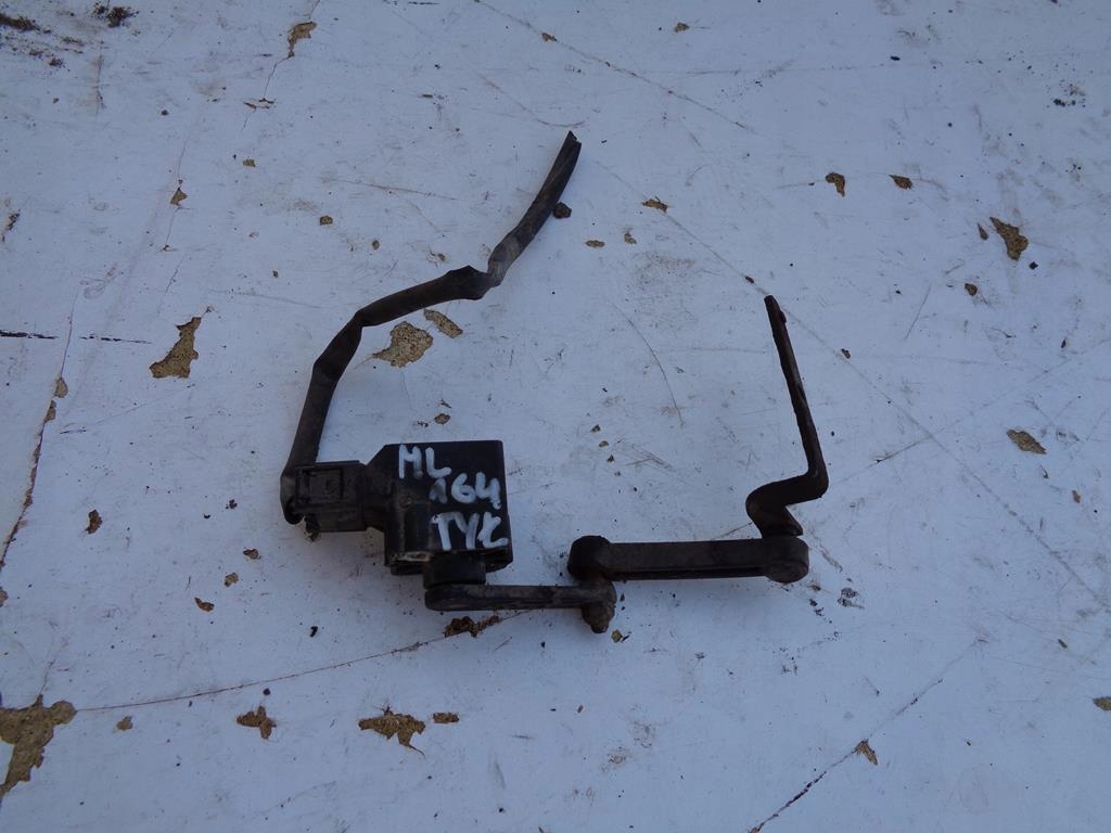 фото №1, Датчик выравнивание a0105427717 mercedes ml w164