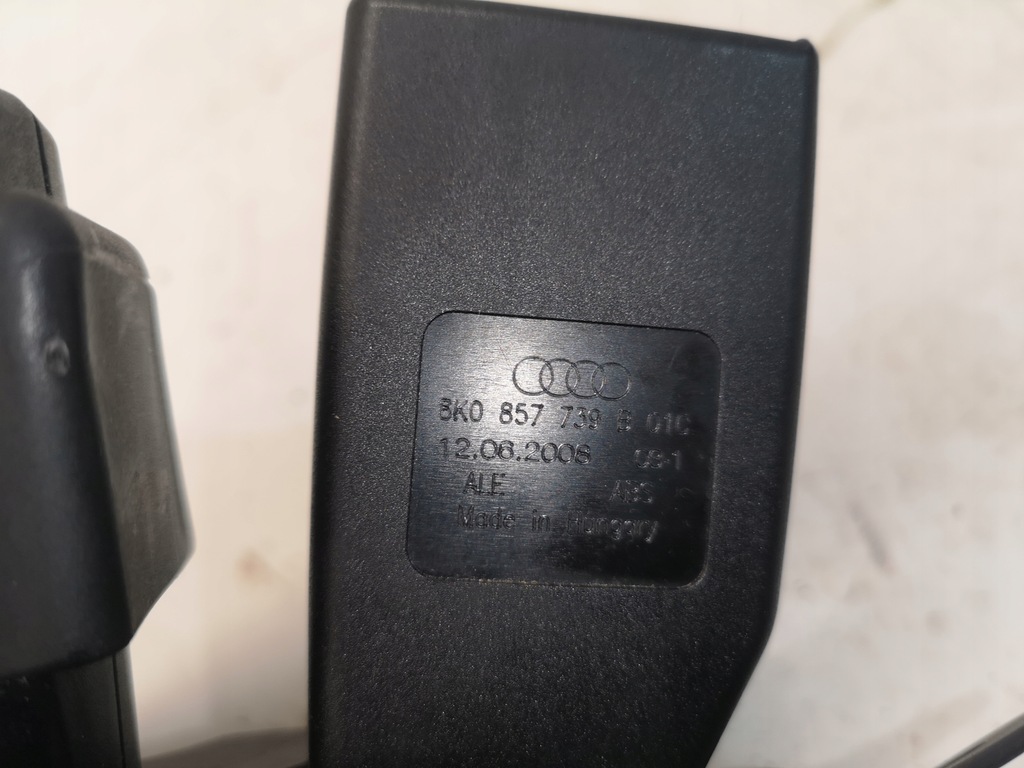 фото №6, Клипса поперечина задняя audi a4 b8 a5 8k0857739b