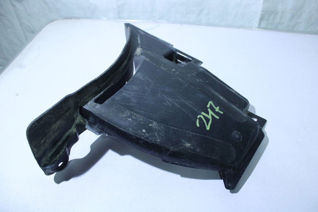 фото №1, Mercedes gla x247 захист підкрилок ліва трикутник a2476900503