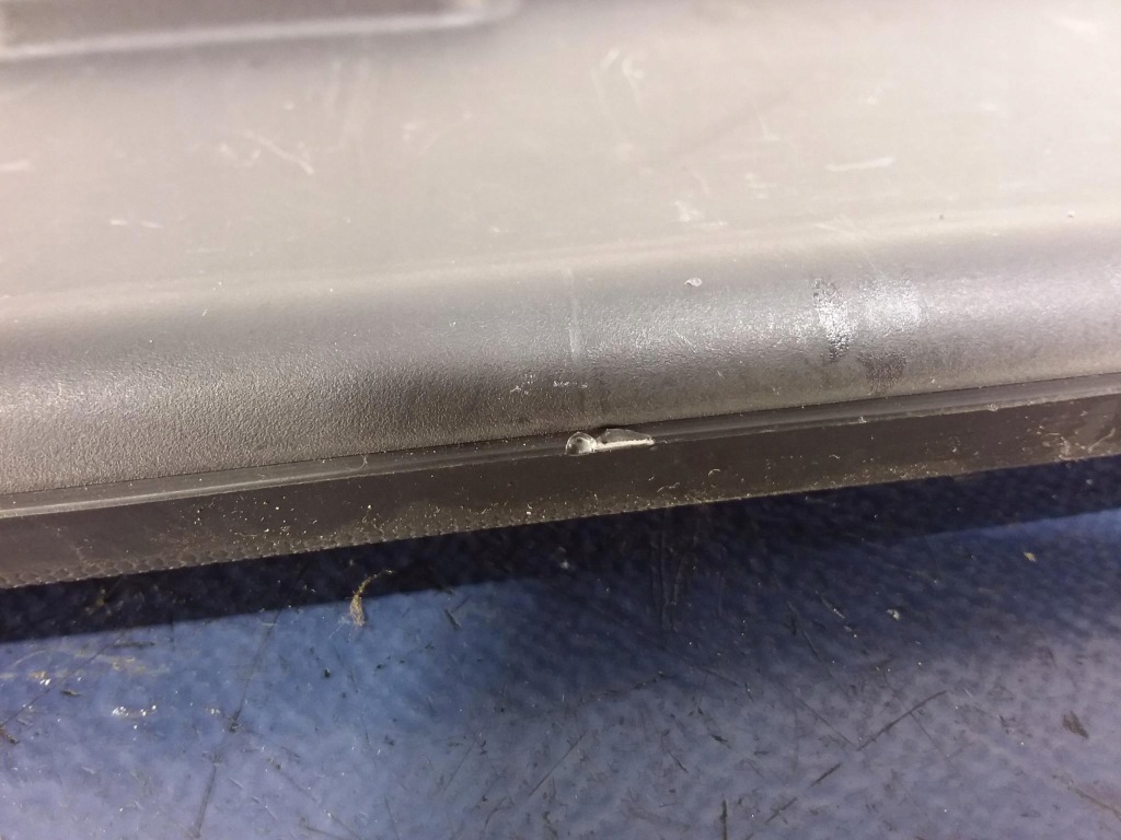 фото №4, Daihatsu sirion i lift кришка бардачка