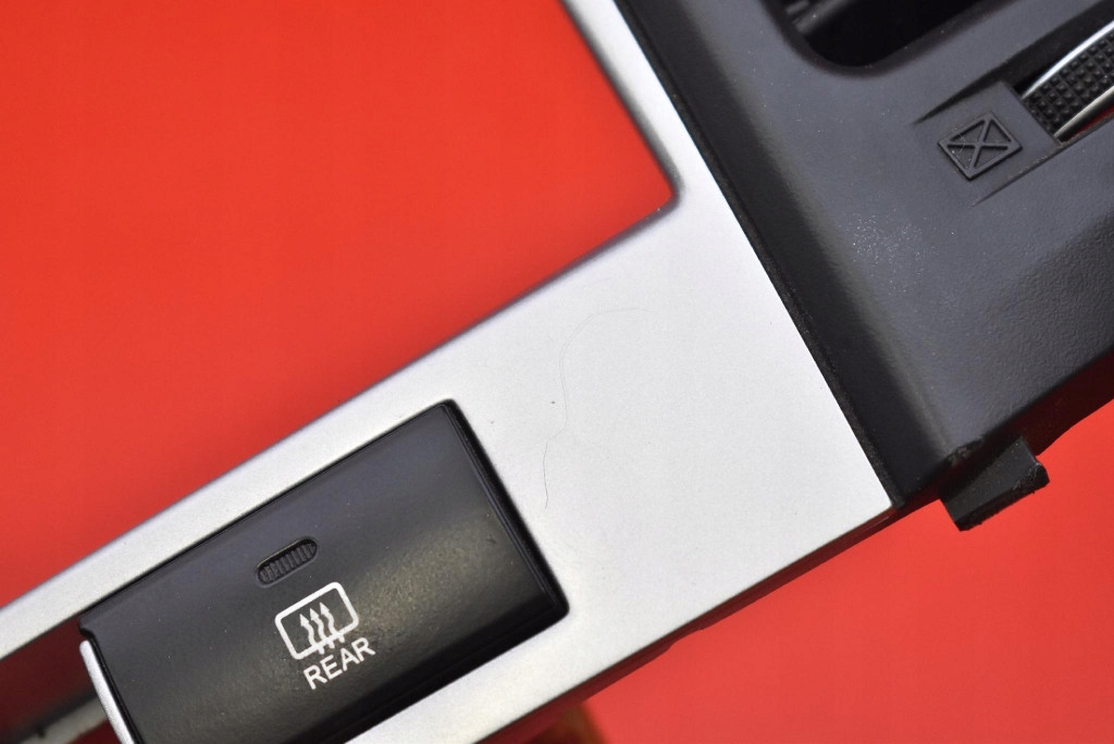 фото №8, Решётка обдув средняя рамка радио 94510-2b000 hyundai santa fe 2 ii 06-10