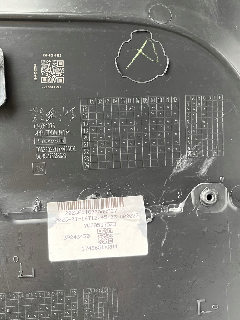 фото №4, Citroen c3 aircross обивка boczcek правый задняя